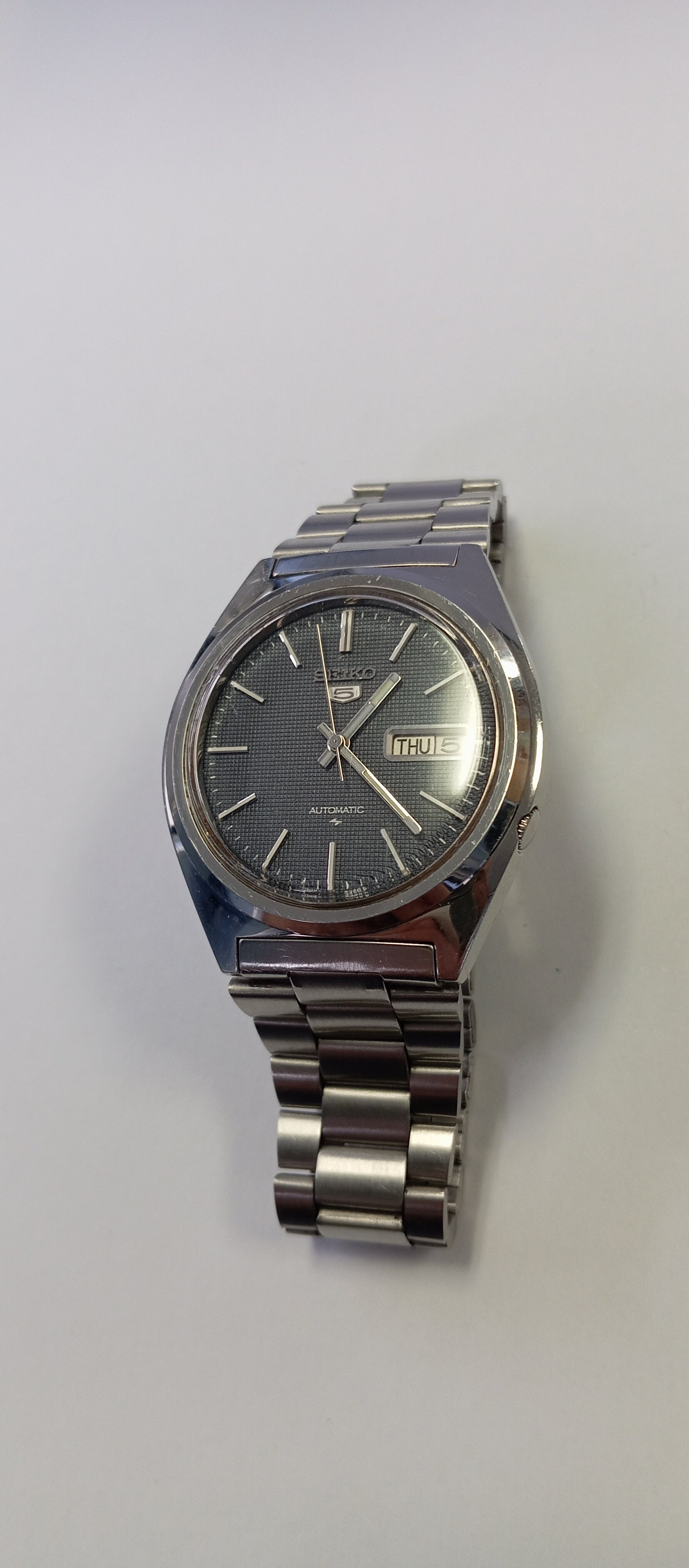 Vintage 1983 Seiko 5 automatic