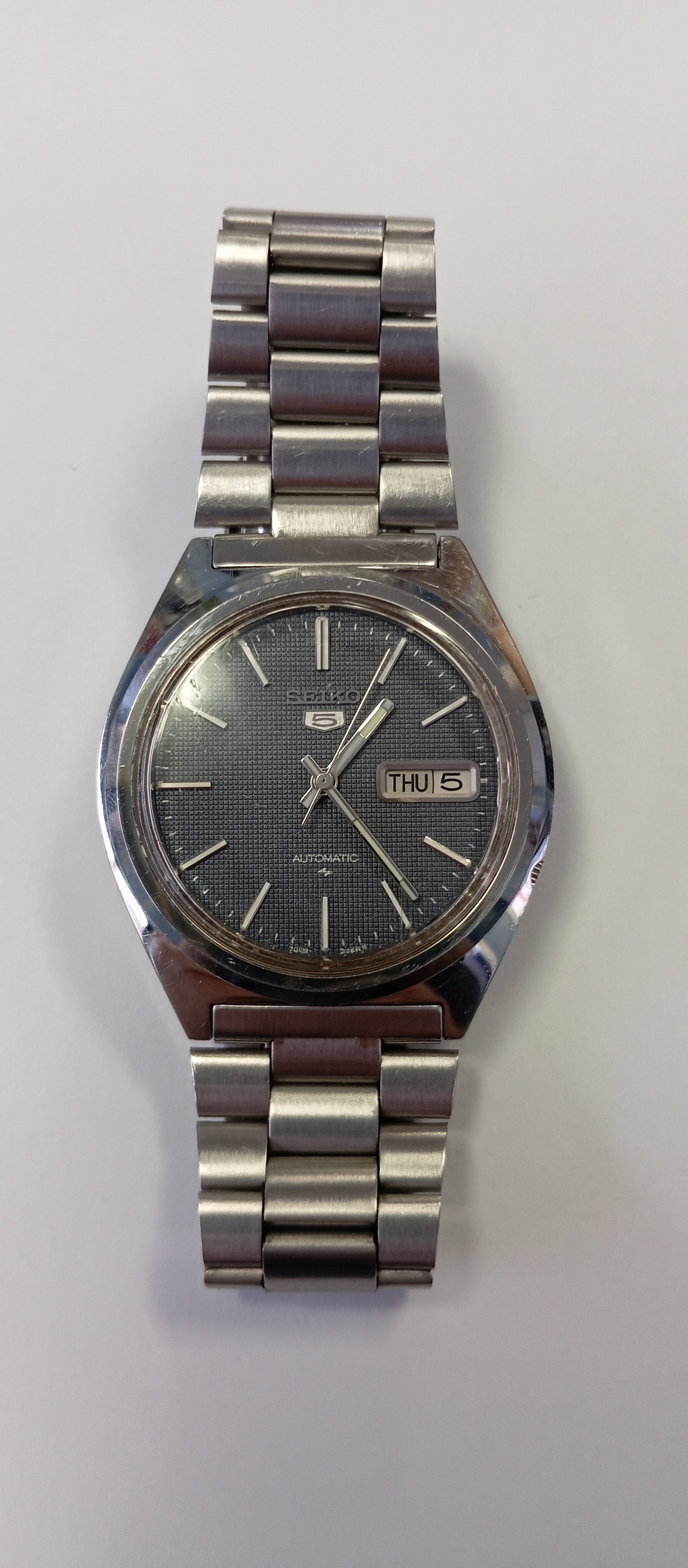 Vintage 1983 Seiko 5 automatic